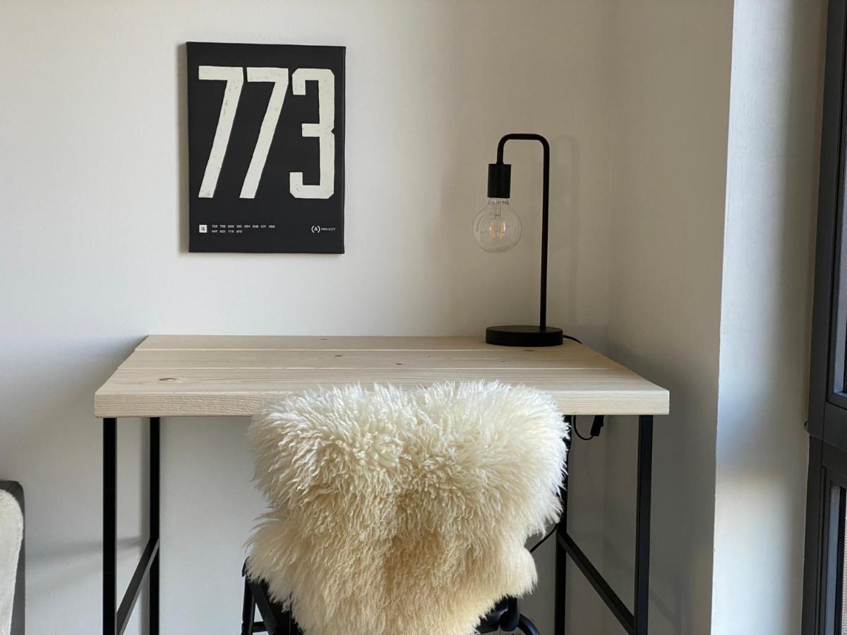 Moderne 70 Qm Ferienwohnung In Waldrandlage Eppelborn Kültér fotó