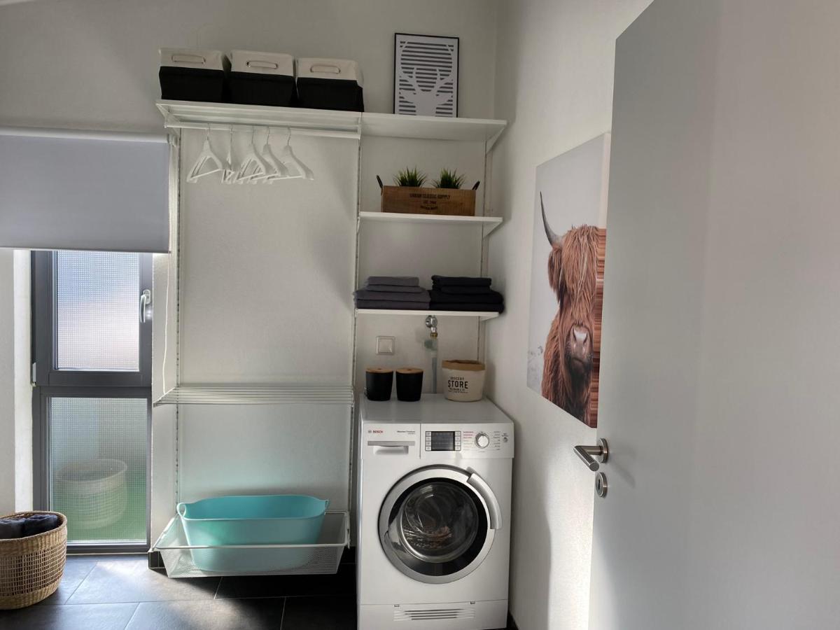 Moderne 70 Qm Ferienwohnung In Waldrandlage Eppelborn Kültér fotó